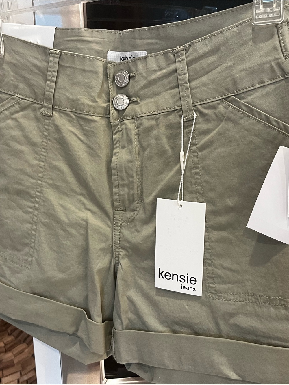 Kensie Olive Green High-Rise Cuffed Shorts